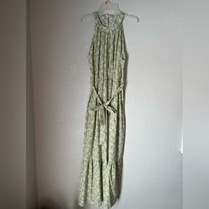 Floral halter neck women maxi dress with waist belt and keyhole opening in back